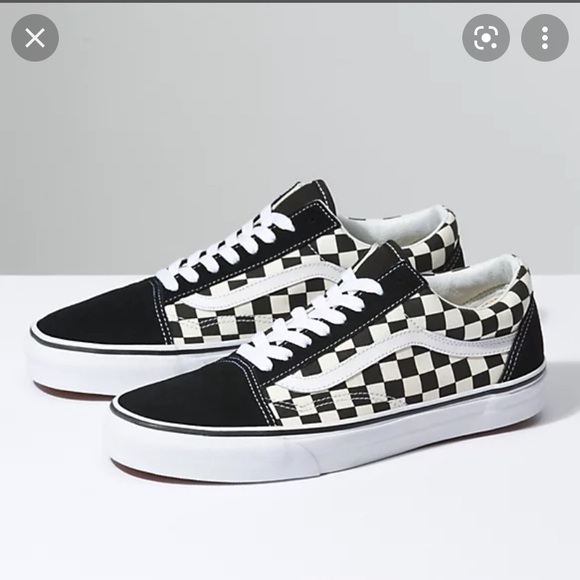 Vans - Picture 1 of 1